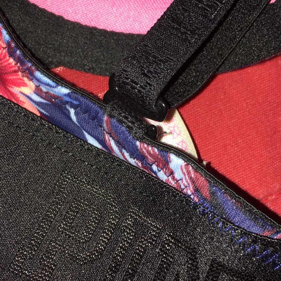 Victoria’s Secret PINK Wear Everywhere Push-up Bra - Picture 4 of 5